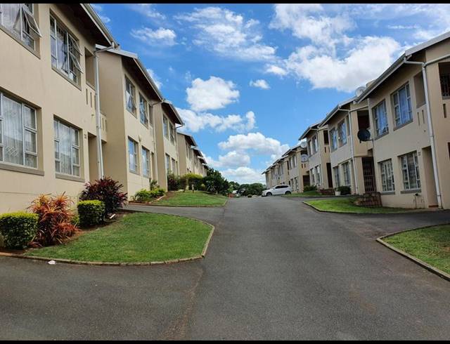 3 BEDROOM TOWNHOUSE FOR SALE IN AVOCA